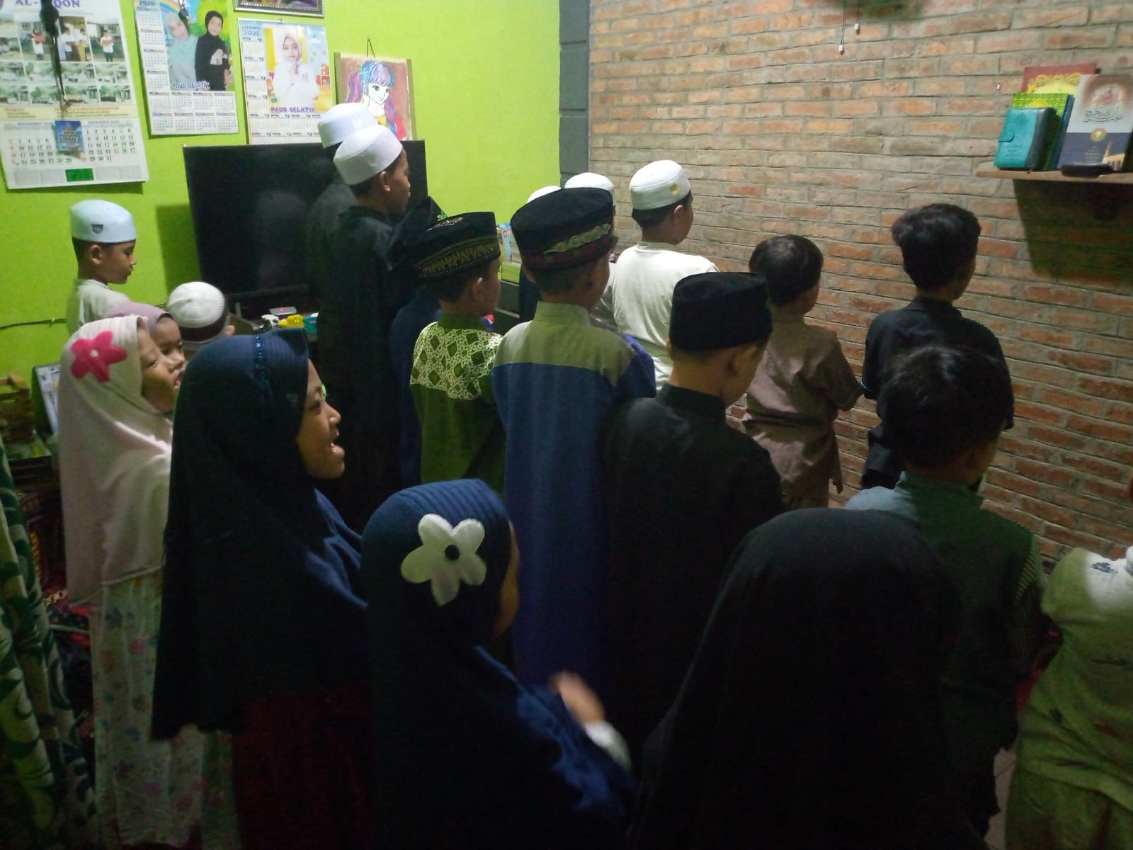 Latihan Persiapan Penampilan Santri TPA Padepokan Pandan Ireng